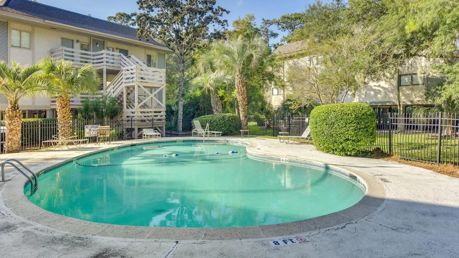 With Pool About 1 Mi To Beach! Apartment Hilton Head Island