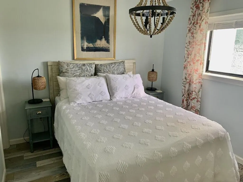 Ocean View Good Vibes 2 Bed 2 Bath Holiday home Hilton Head Island
