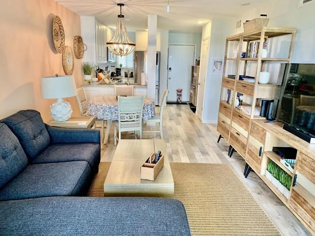 Ocean View Good Vibes 2 Bed 2 Bath Holiday home Hilton Head Island