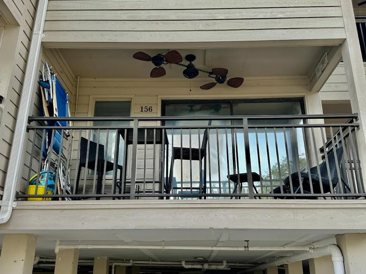 Awesome 1 Bd 1 Ba With Ocean View Steps To Holiday home Hilton Head Island