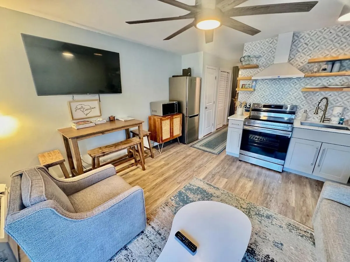 Holiday home Awesome 1 Bd 1 Ba With Ocean View Steps To Hilton Head Island