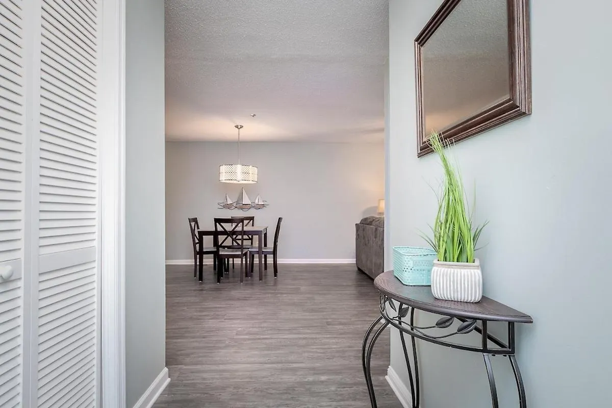 Pet Friendly 2 Bed 2 Bath #7105 Treetops