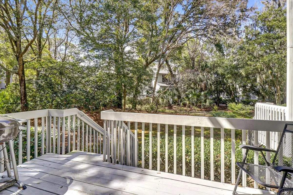 Holiday home Pet Friendly - Walk To The - Pools Tennis And Hilton Head Island