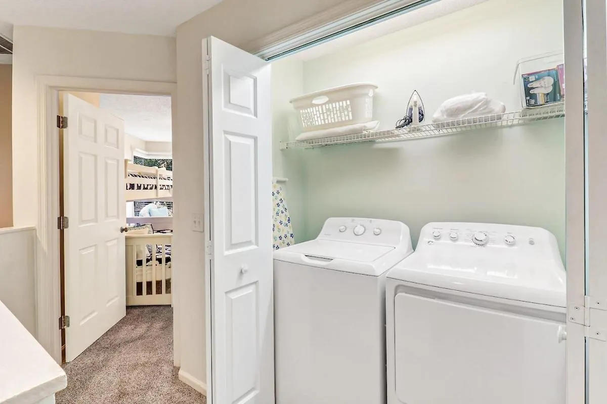 Holiday home Pet Friendly 3 Bed 3 Bath #3 Ocean Breeze