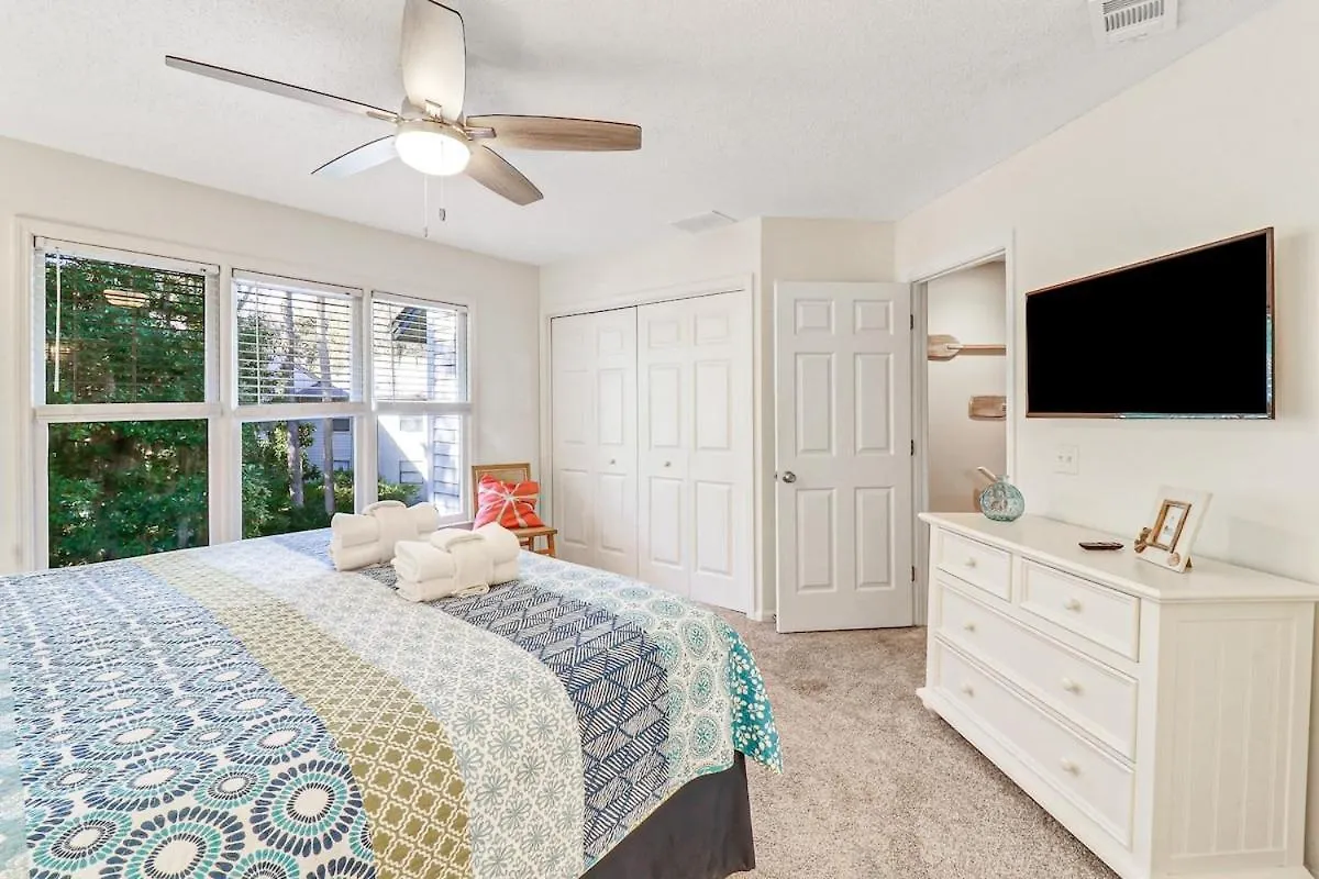 Pet Friendly 3 Bed 3 Bath #3 Ocean Breeze *