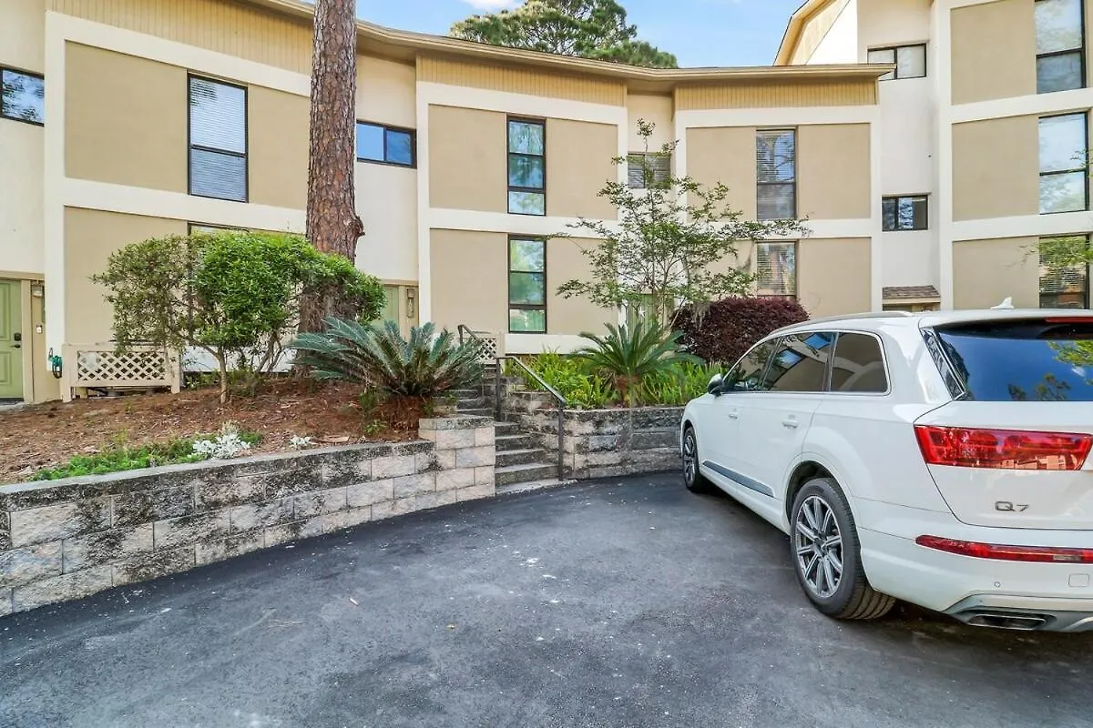 Beautiful Seascape -upgraded 2 Bd 2 Ba * Hilton Head Island