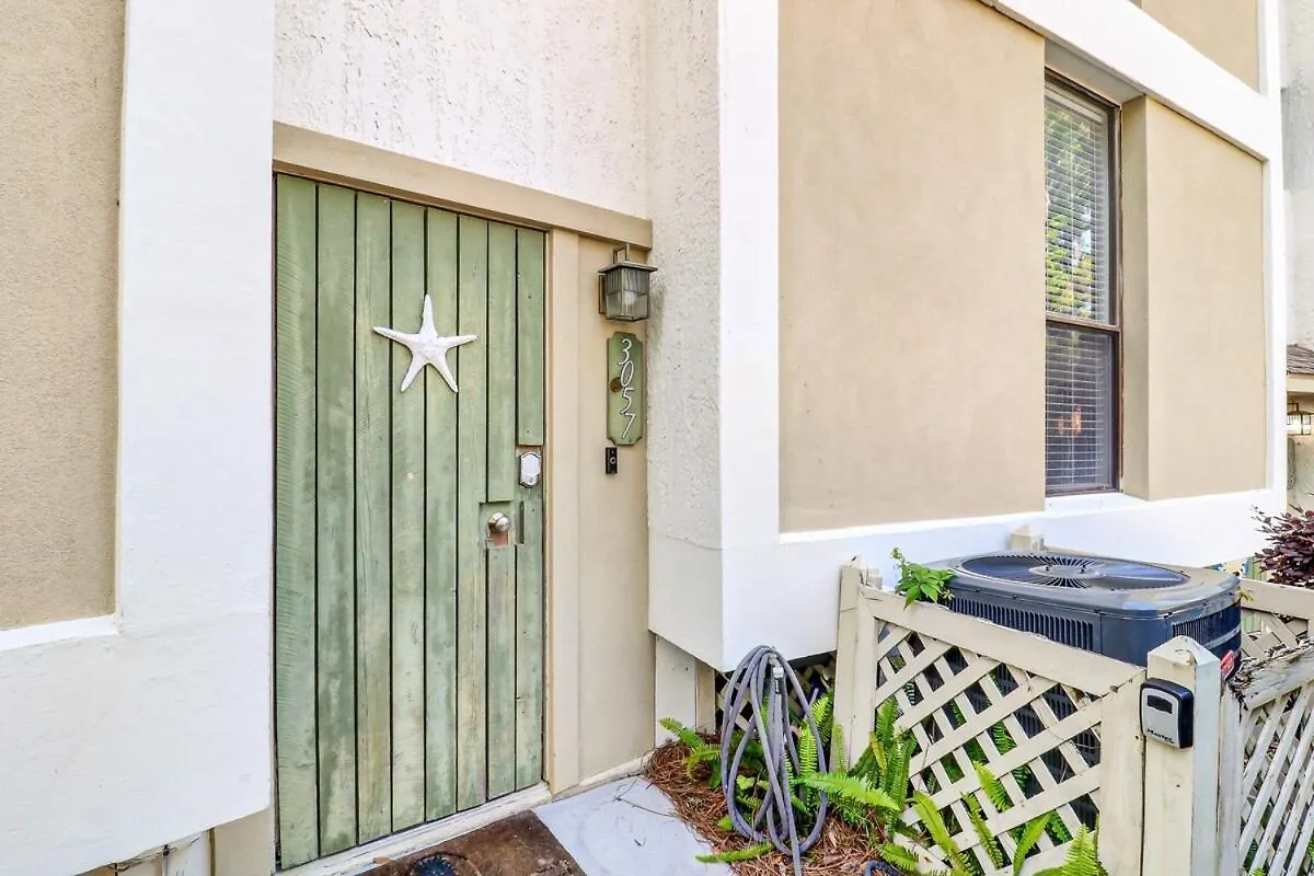 Holiday home Beautiful Seascape -upgraded 2 Bd 2 Ba *