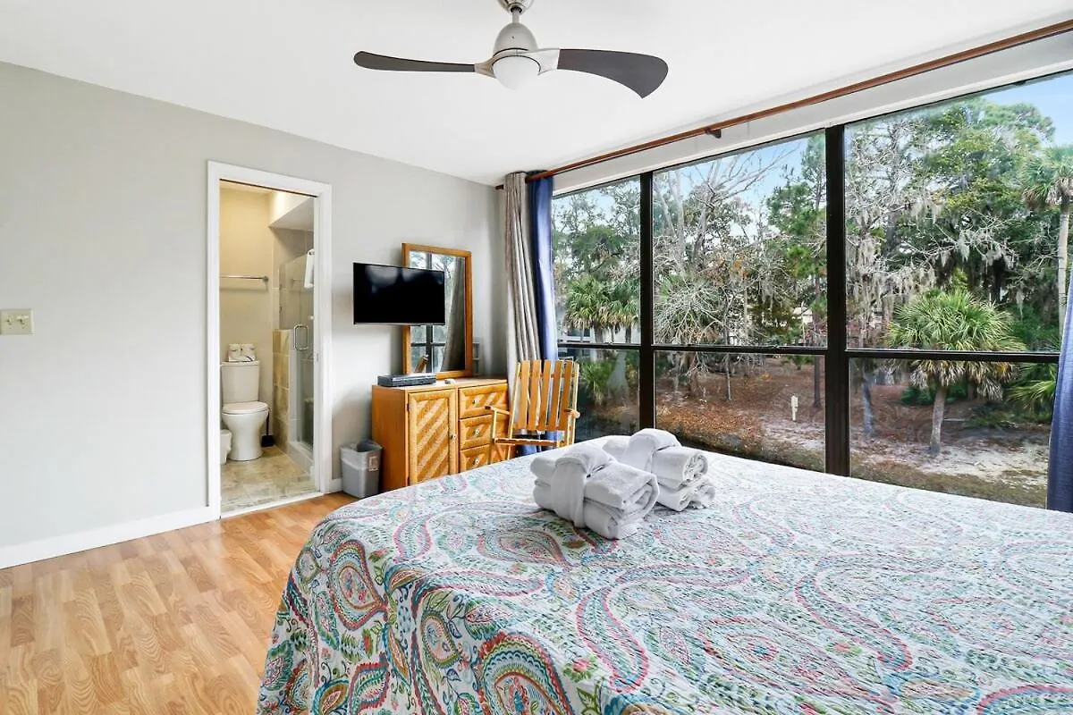 Seascape -tranquility Base 2 Bed 2 Bath -steps To The H * Hilton Head Island