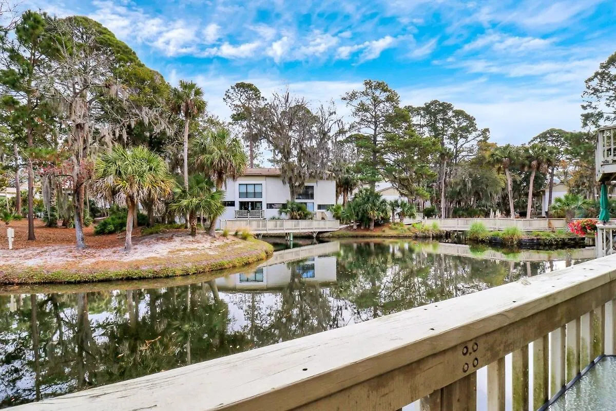 Seascape -tranquility Base 2 Bed 2 Bath -steps To The H Holiday home Hilton Head Island