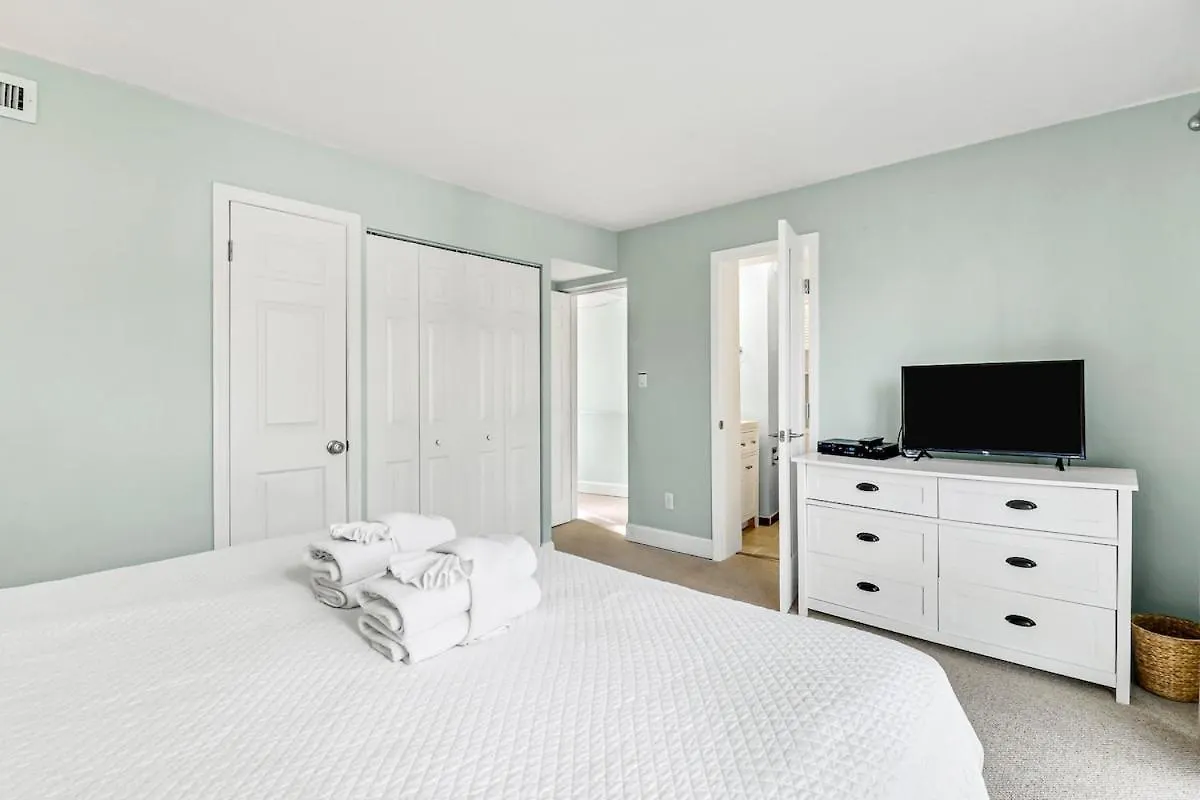 Holiday home Lagoon View 2 Bd 2 & One Half Bath Steps To The Hilton Head Island