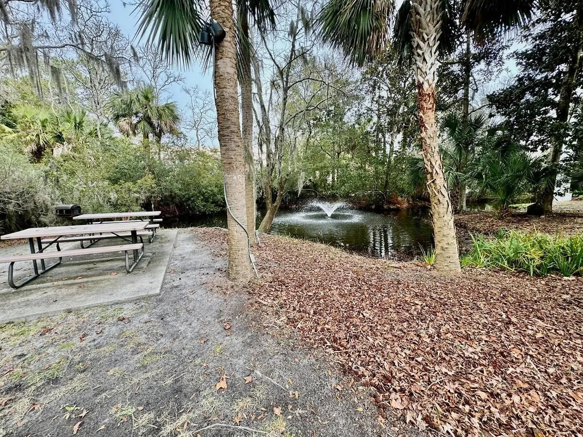 Holiday home Beautifully Updated 3 Bed 3 Bath Xanadu One Block To The *