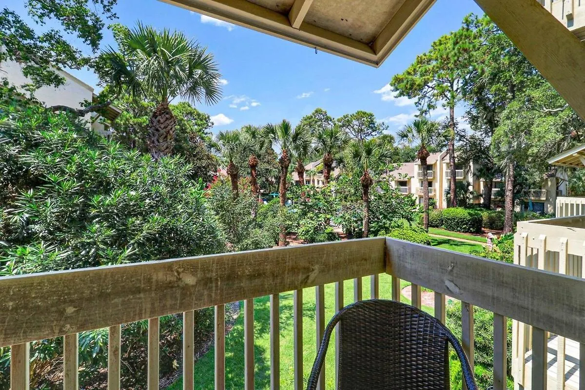 Coligny 2 Bd 2 & One Half Bath With Pool-walk To 13cv *