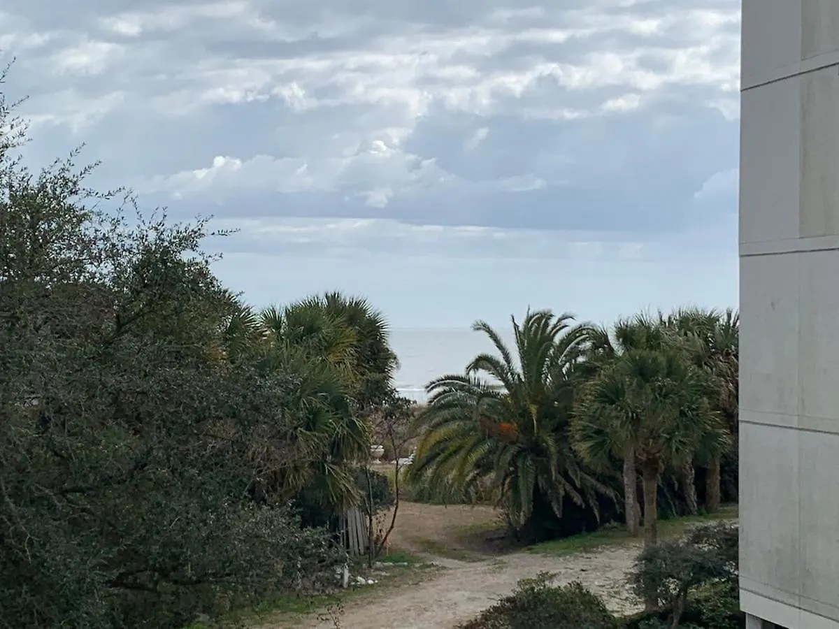 Villa Seacrest Oceanfront 2 Bed 2 Bath Steps To The Hilton Head Island