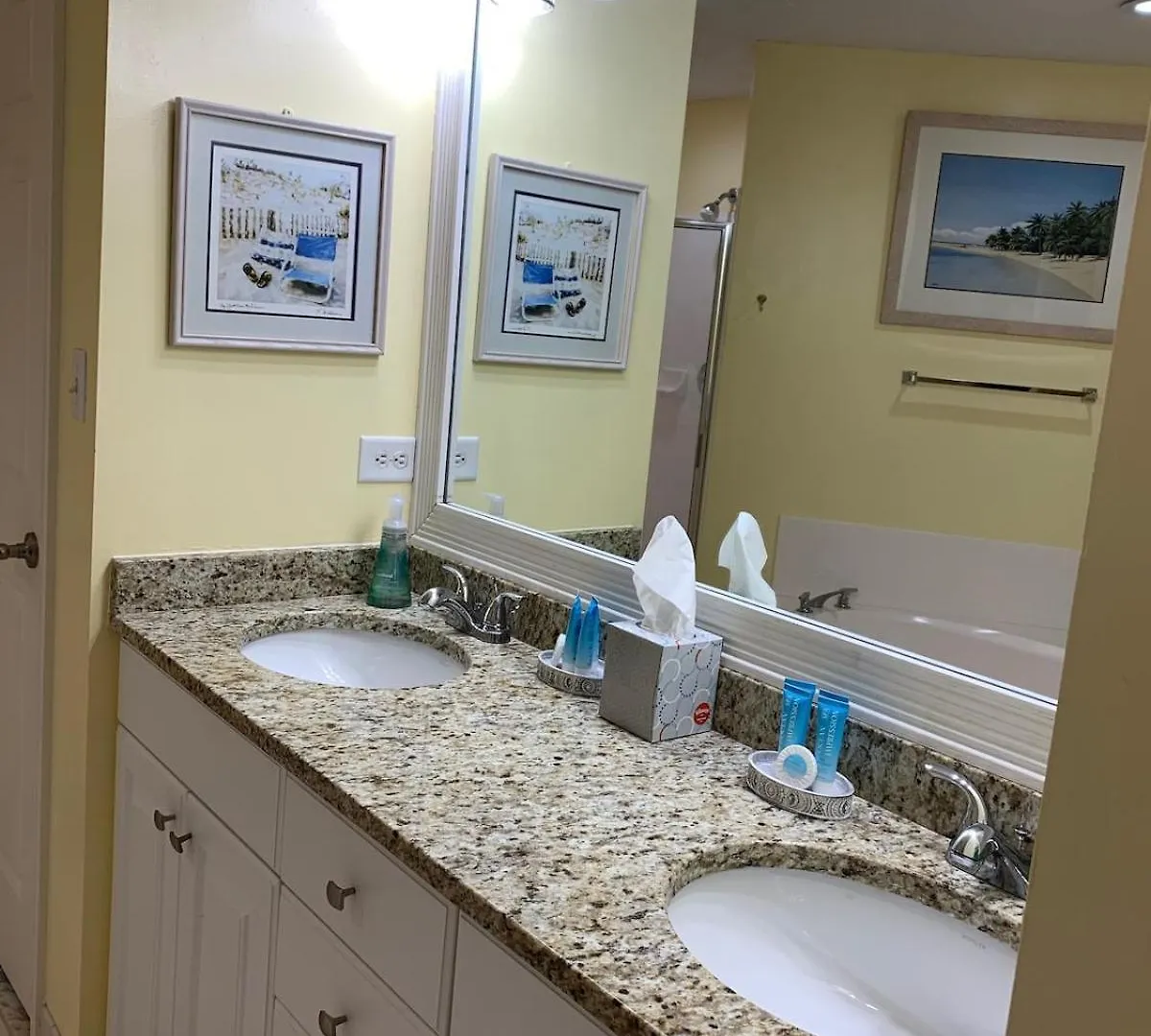 Seacrest Oceanfront 2 Bed 2 Bath Steps To The Villa