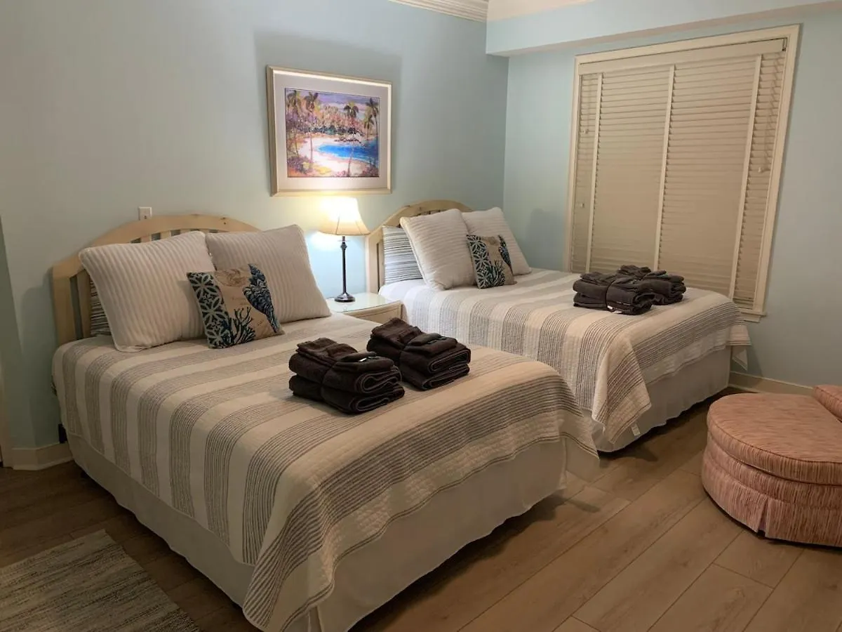 Seacrest Oceanfront 2 Bed 2 Bath Steps To The Villa