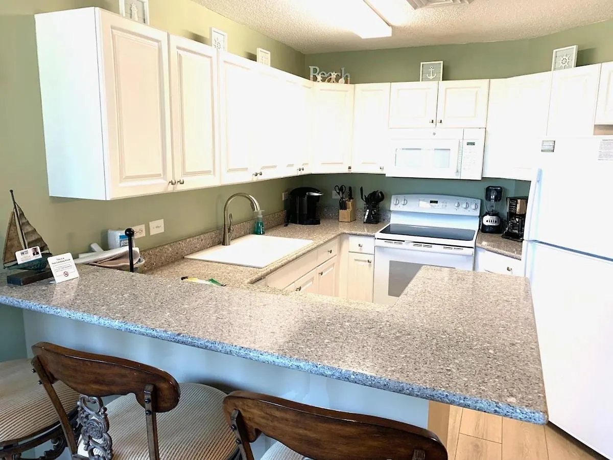 Villa Seacrest Oceanfront 2 Bed 2 Bath Steps To The