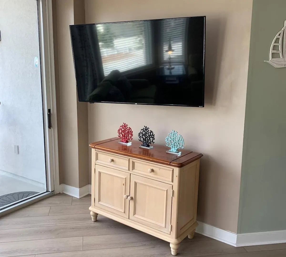 Seacrest Oceanfront 2 Bed 2 Bath Steps To The Villa Hilton Head Island