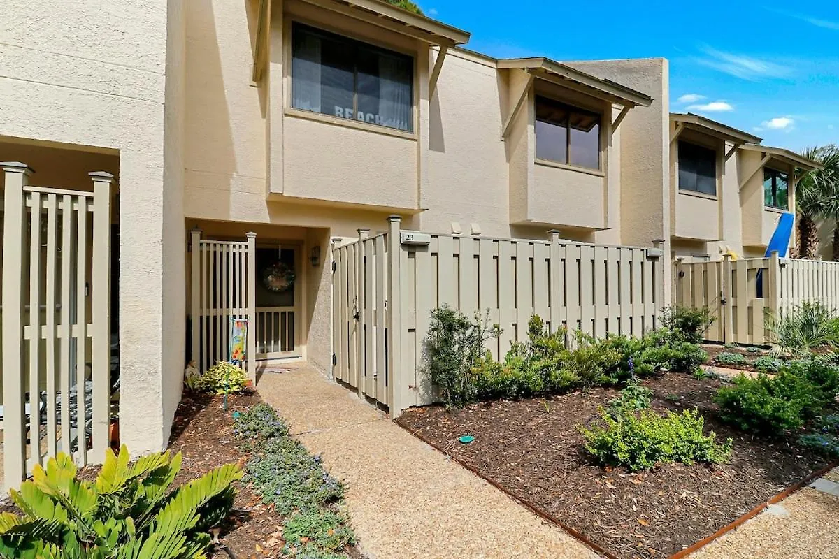 Ez Access - 2 Bed 2 And One Half Bath 23 Coligny * Hilton Head Island