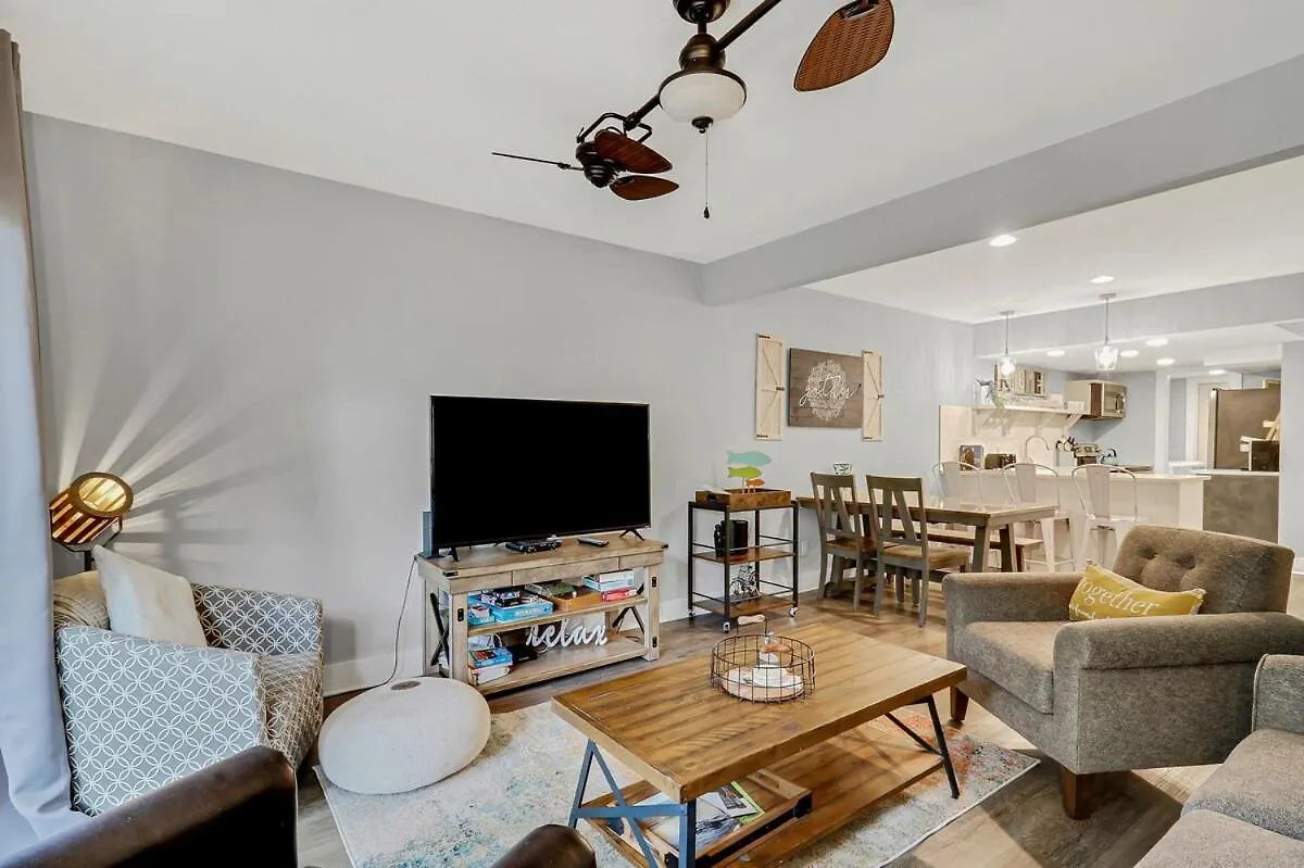 Holiday home Ez Access - 2 Bed 2 And One Half Bath 23 Coligny Hilton Head Island