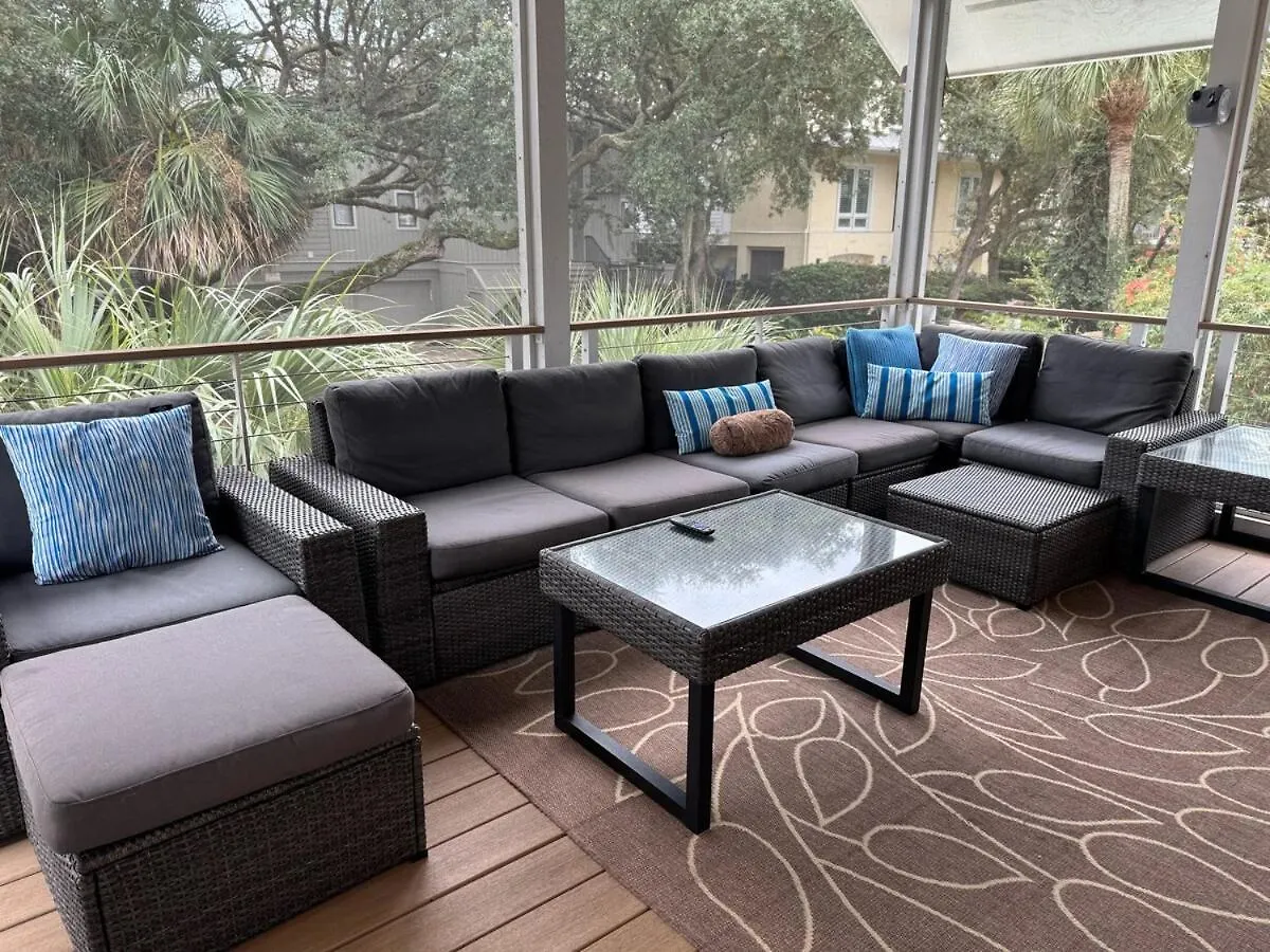 Holiday home 2nd Row 5 Bed 3 And One Half Bath Pet Friendly Ocean View House