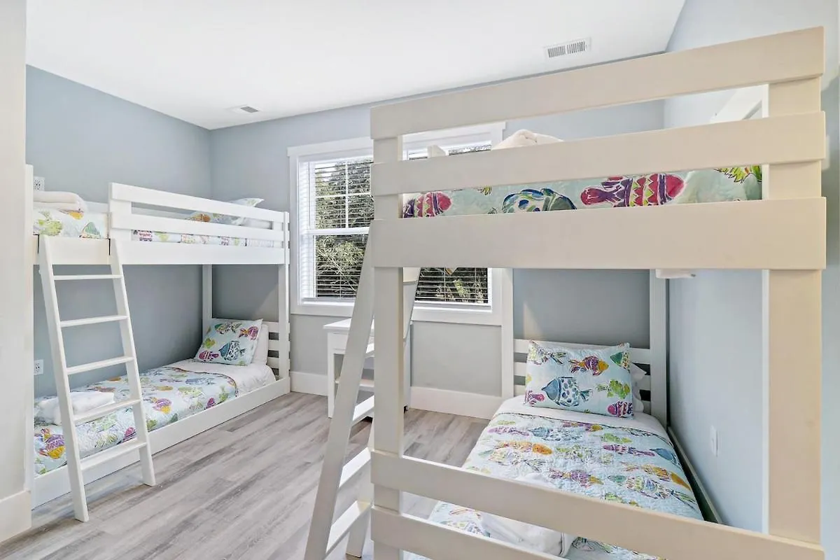 7 Bd 6 And One Half Bath With Private Pool & Path Holiday home *