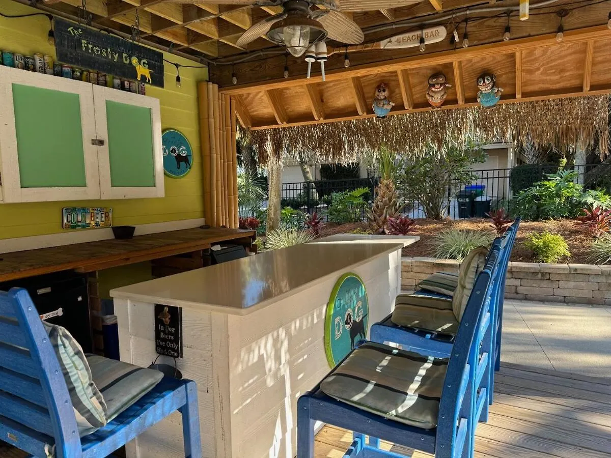 2nd Row 5 Bed 3 And One Half Bath Pet Friendly Ocean View House Holiday home Hilton Head Island