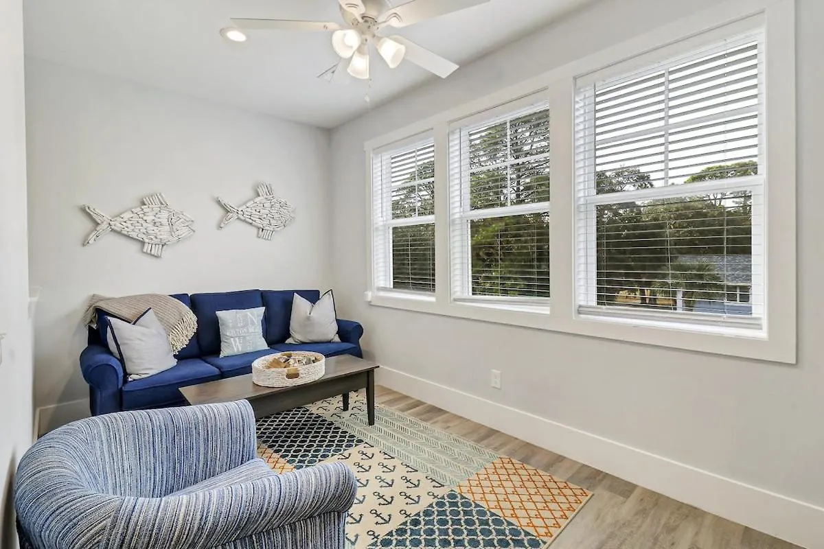 7 Bd 6 And One Half Bath With Private Pool & Path Hilton Head Island