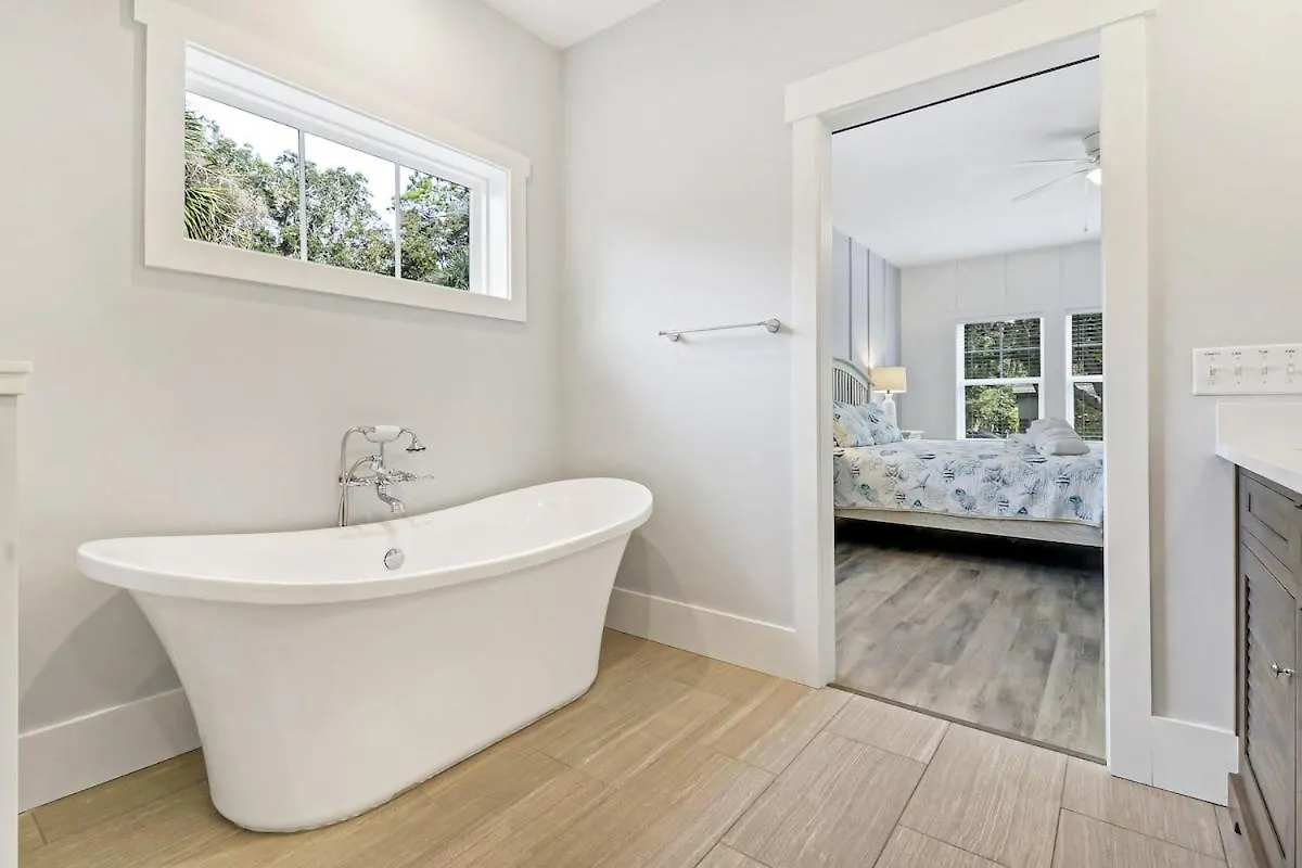 7 Bd 6 And One Half Bath With Private Pool & Path Holiday home