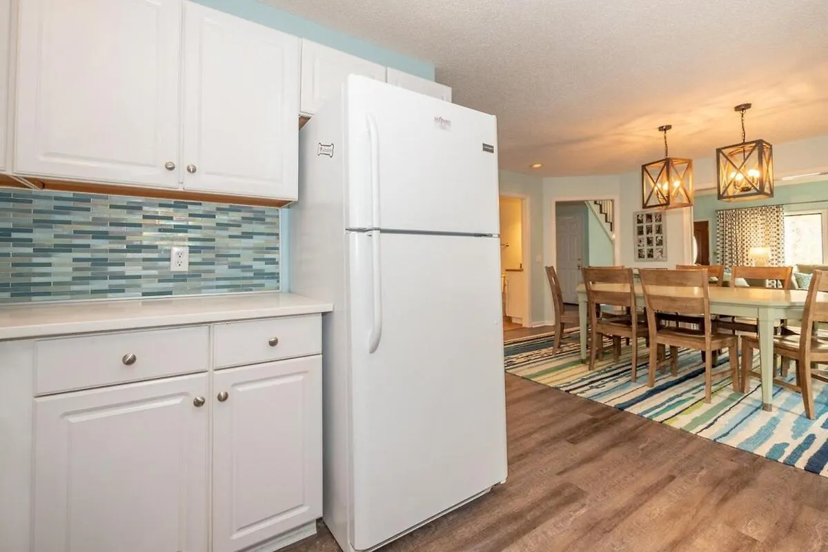 Holiday home 2nd Row 5 Bed 3 And One Half Bath Pet Friendly Ocean View House Hilton Head Island
