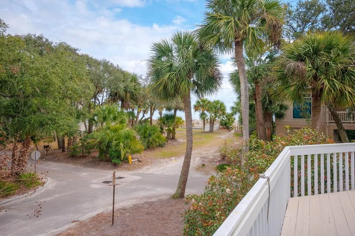2nd Row 5 Bed 3 And One Half Bath Pet Friendly Ocean View House * Hilton Head Island