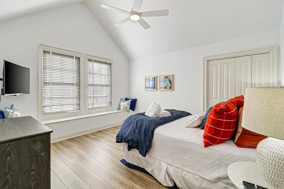 Holiday home Gorgeous 7 Bed 6 & 1-2 Bath With Private Heated Pool Hilton Head Island