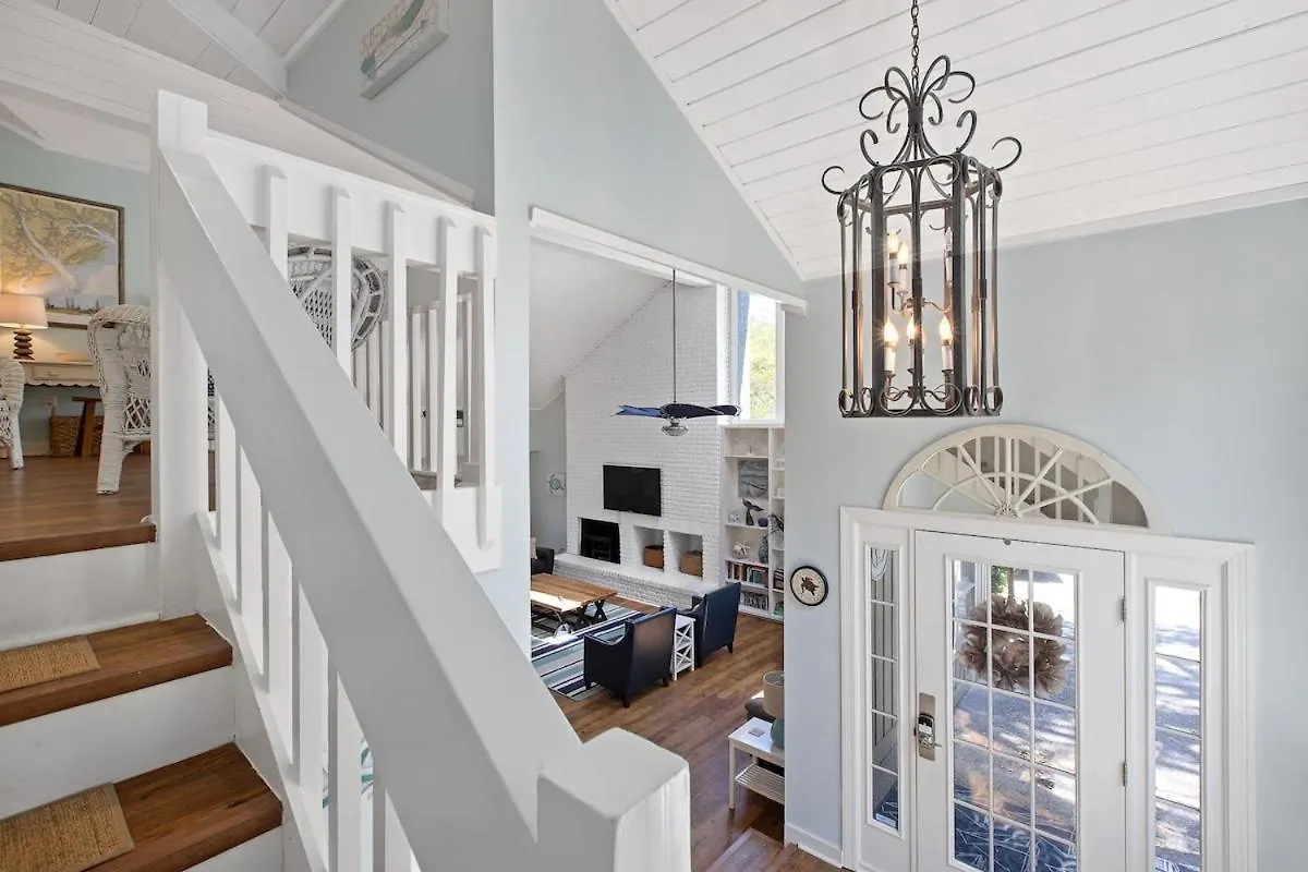 6 Bedroom 4 Bath - Private Pool Close To -hk * Hilton Head Island