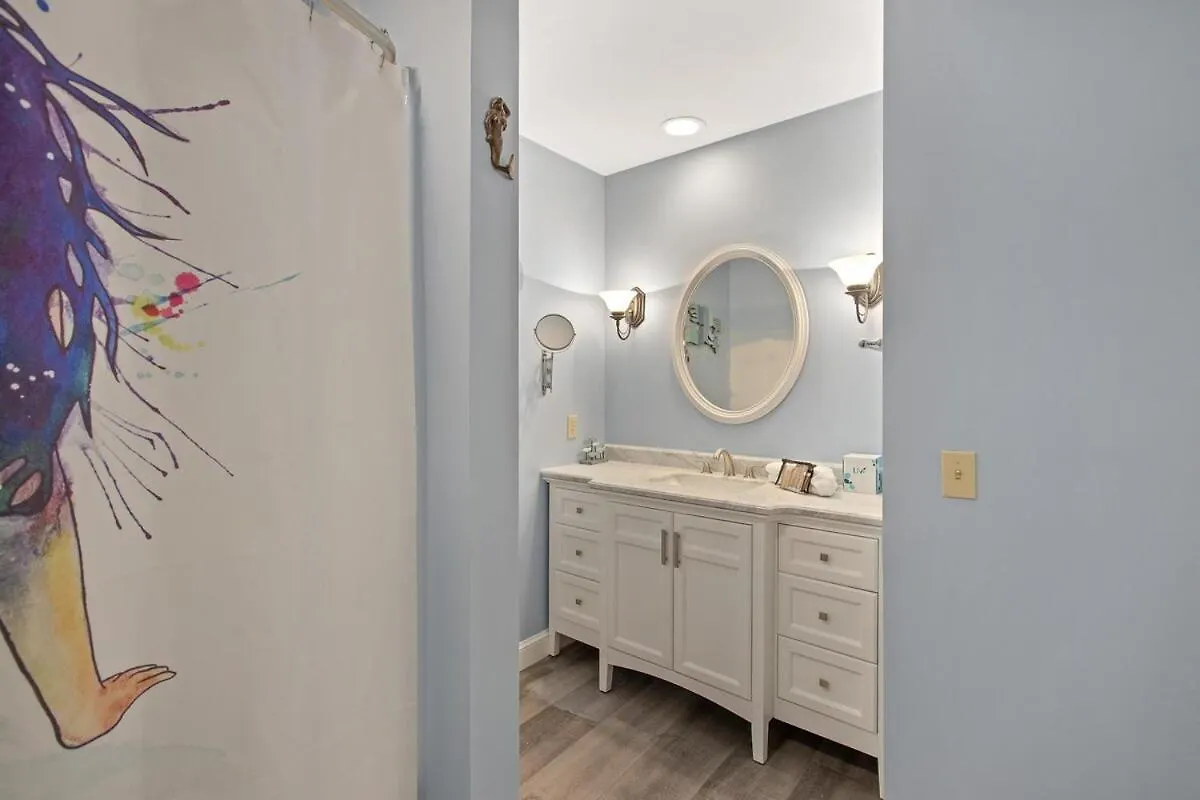 6 Bedroom 4 Bath - Private Pool Close To -hk * Hilton Head Island