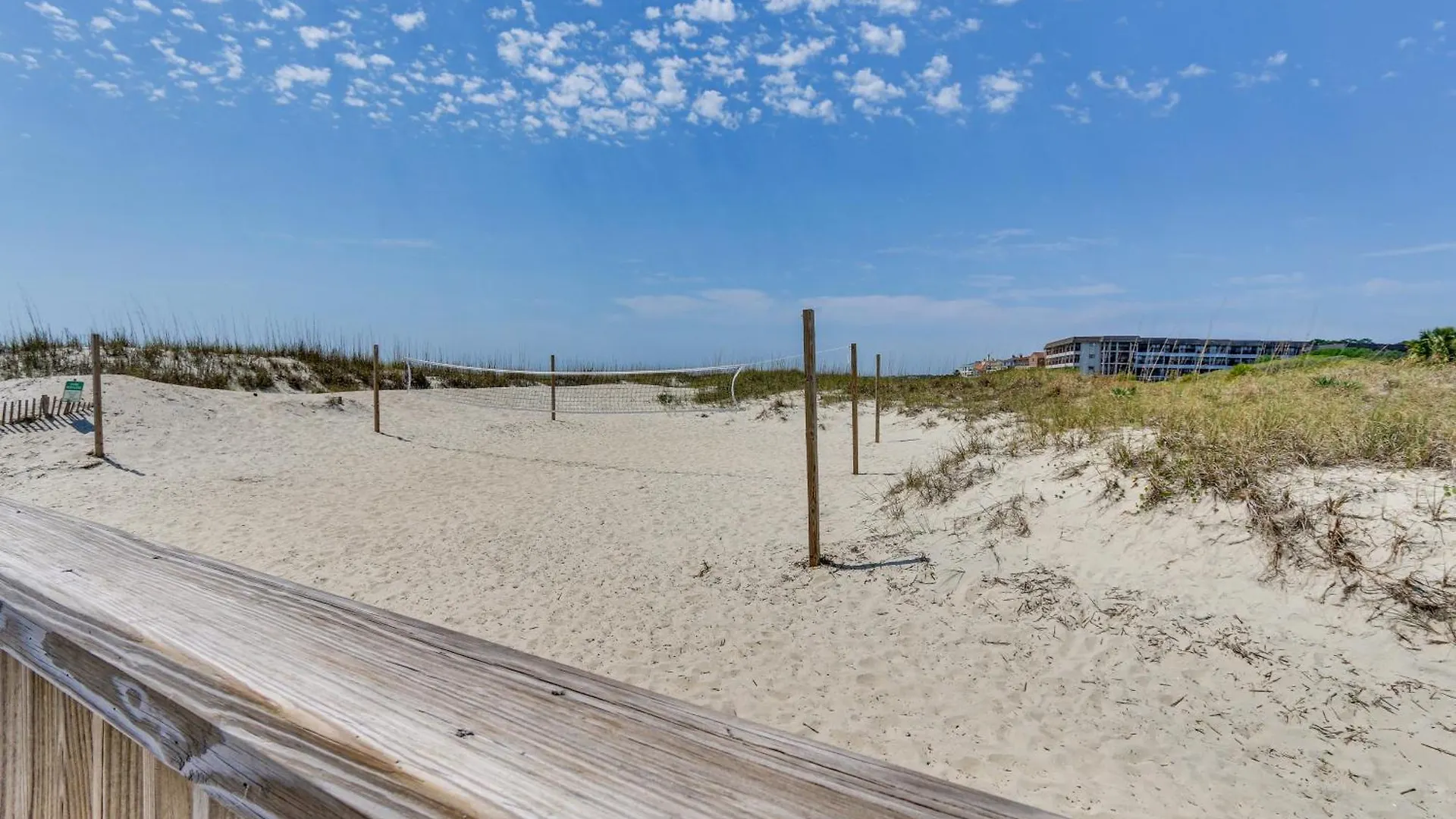 Apartment Walk To Perks At Hilton Head Condo! *