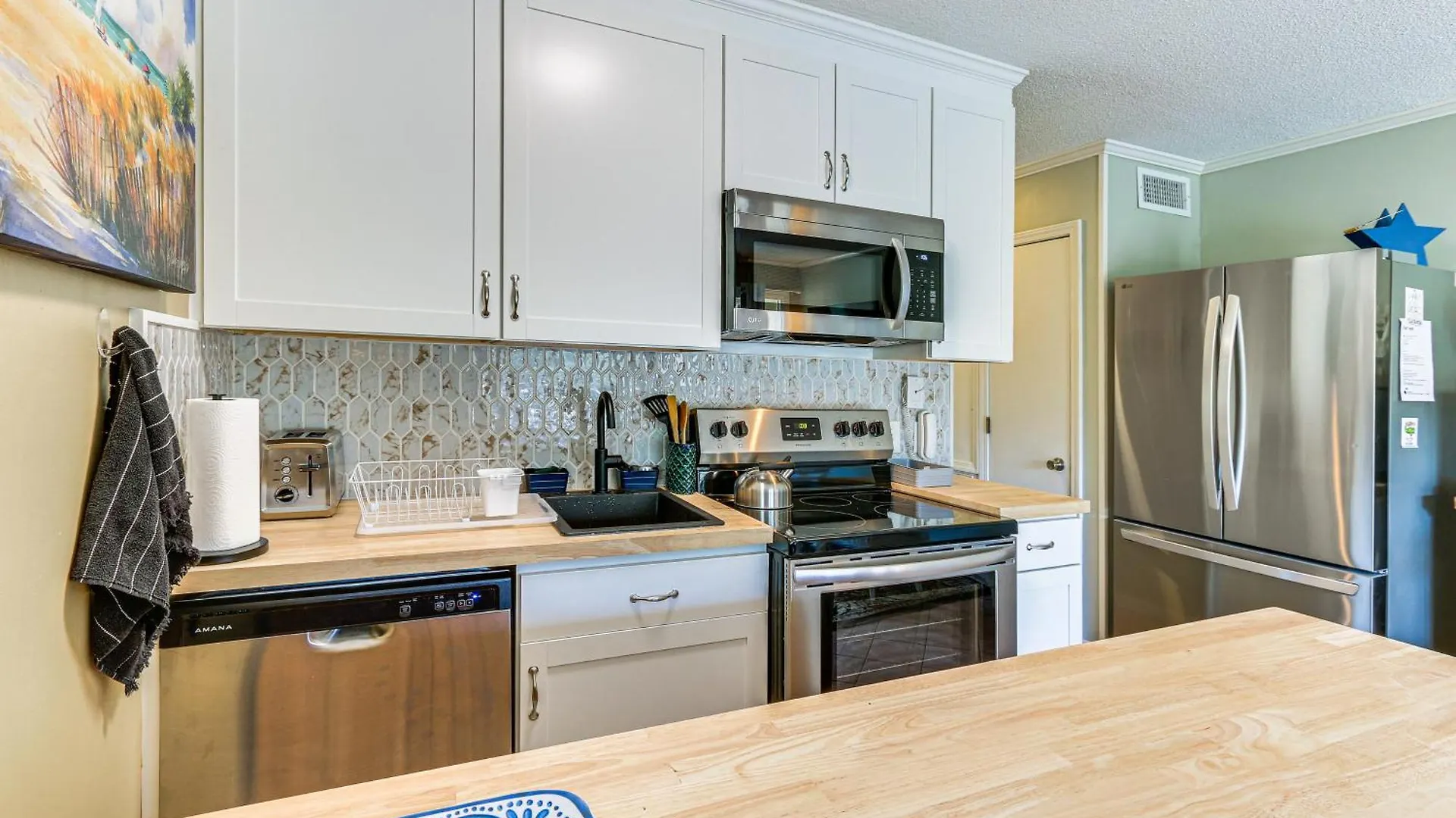 Apartment Walk To Perks At Hilton Head Condo! Hilton Head Island