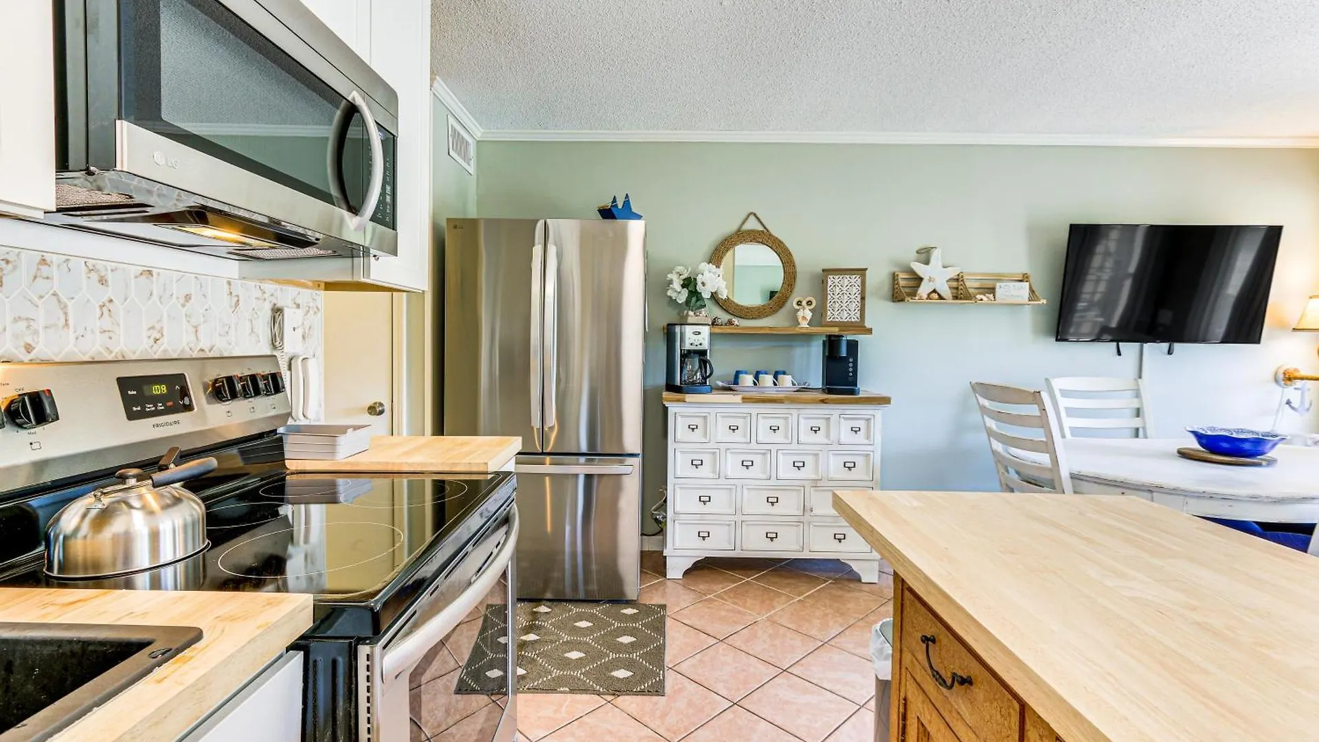 Walk To Perks At Hilton Head Condo! Apartment Hilton Head Island