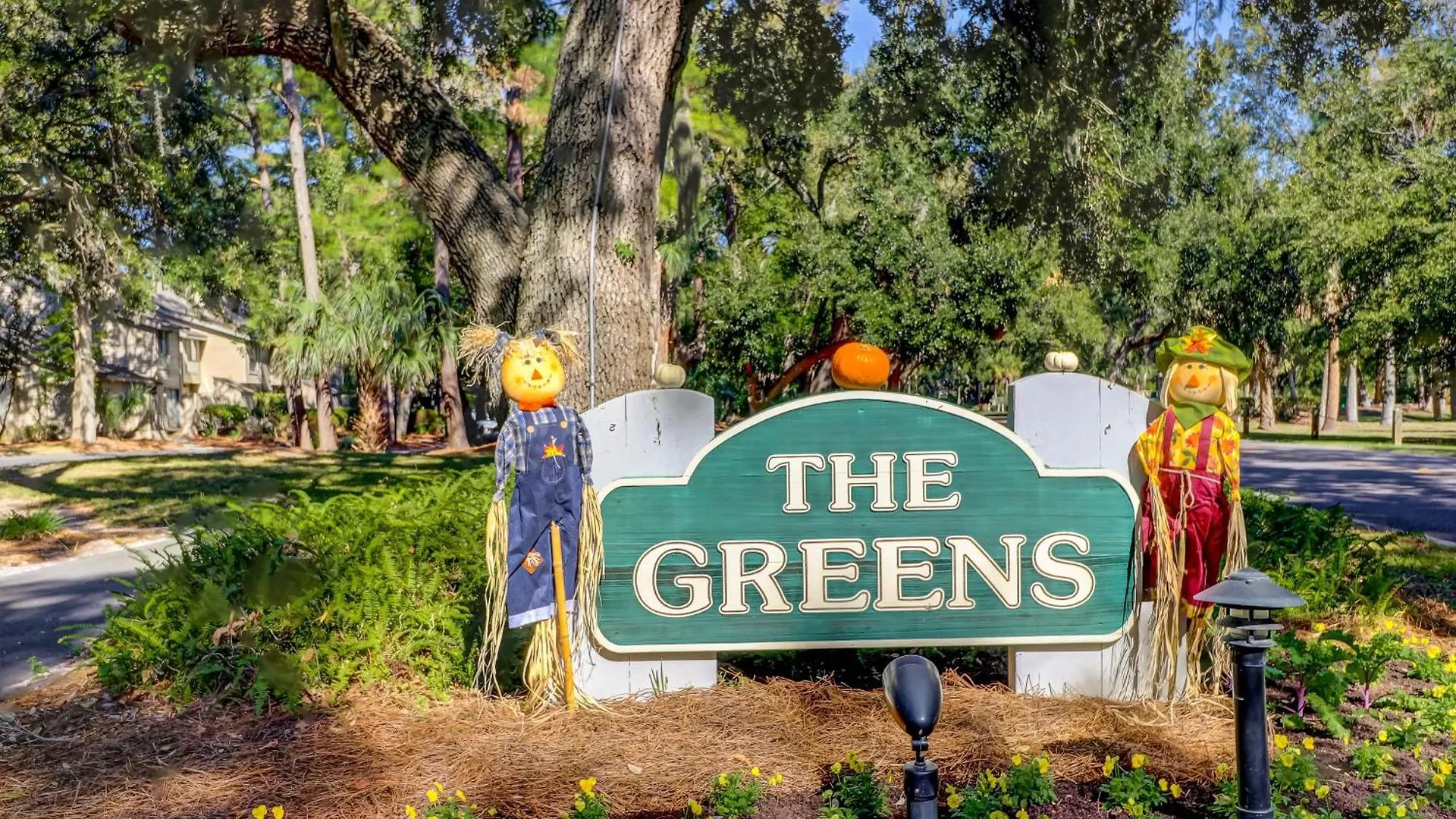 Greens 120 Apartment *