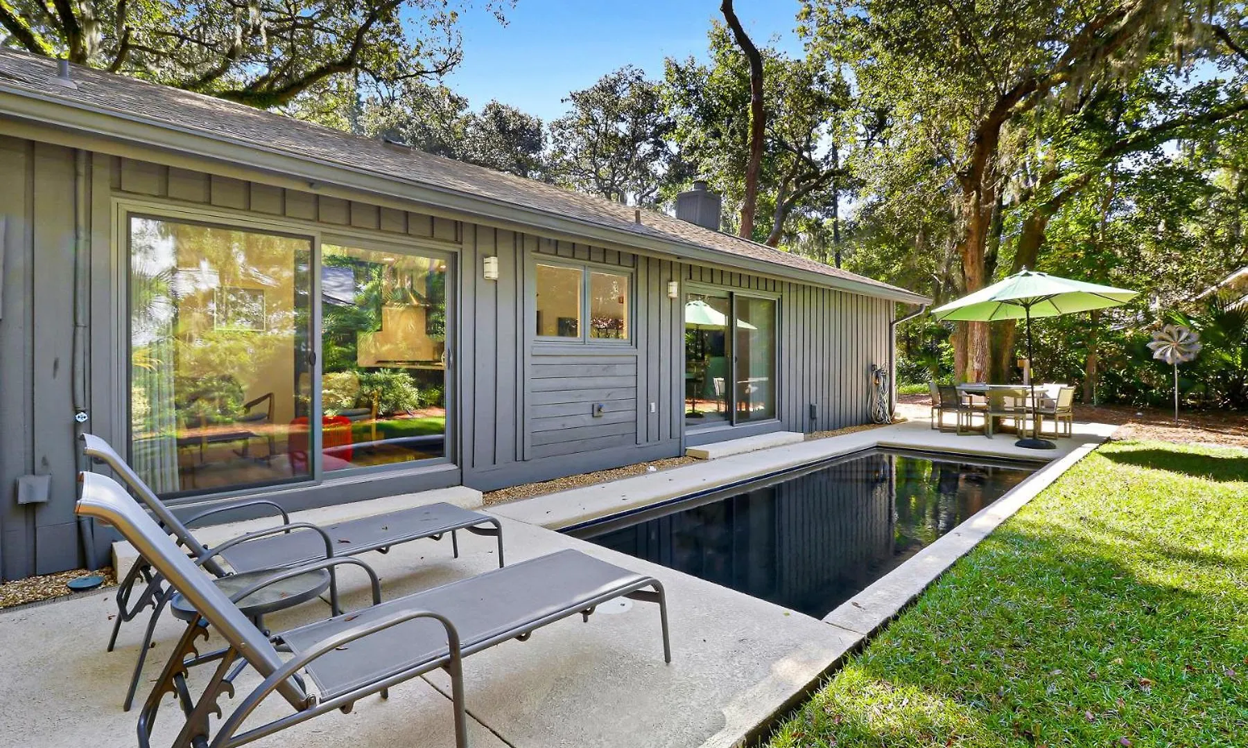 Holiday home Free Pool Heat - Upscale Home, Private Heated Pool, Pet Friendly - 7 Pender Lane *