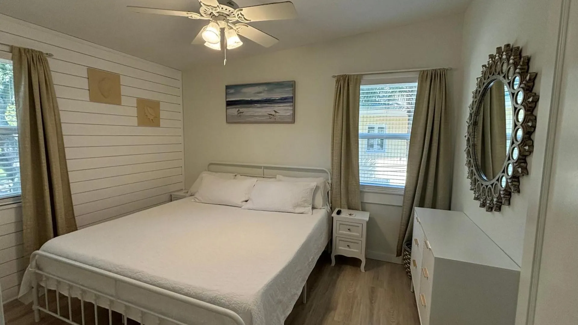 Newly Renovated Duplex, Upper Unit, 4th Row From The * Hilton Head Island