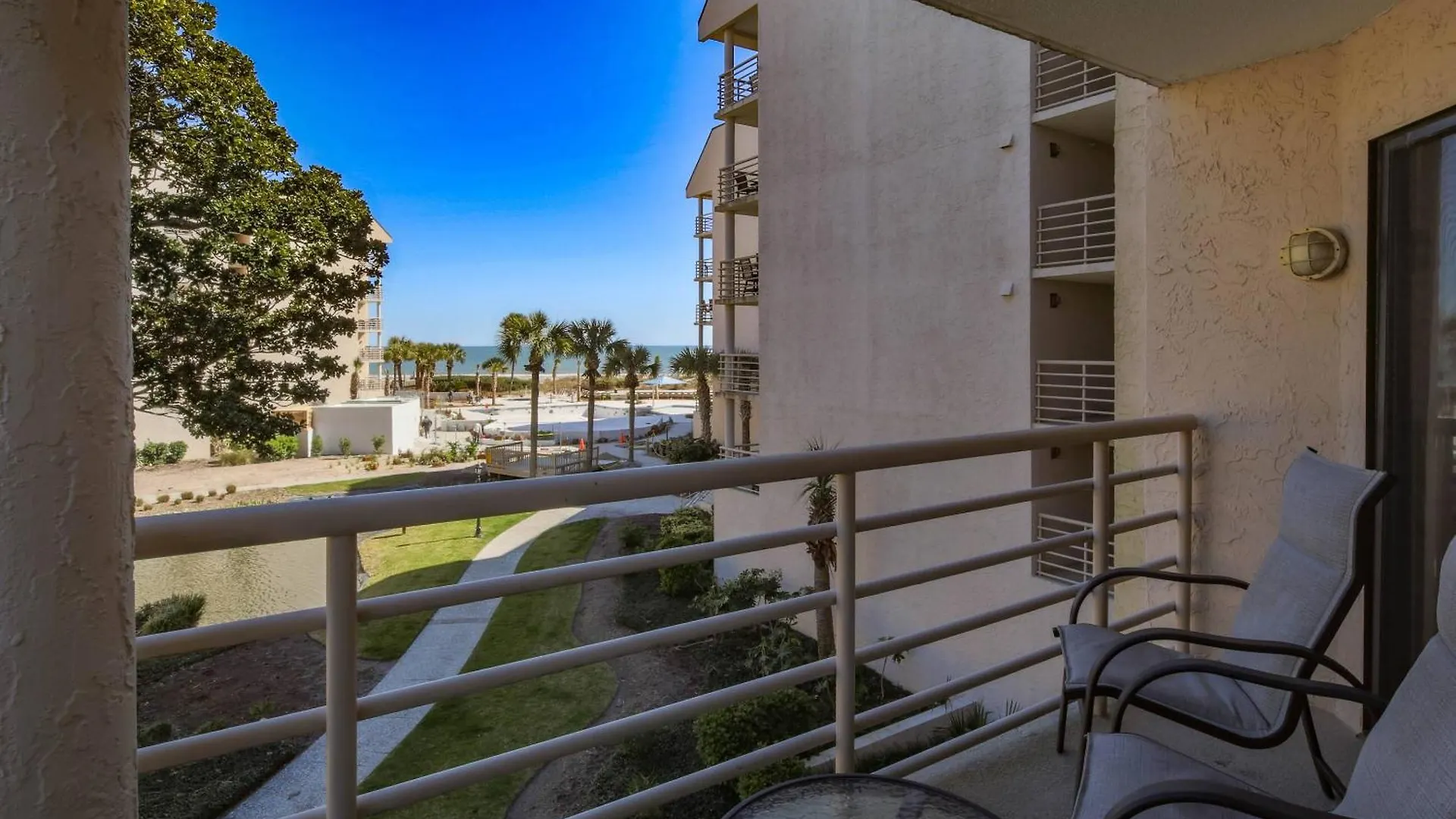 Ocean Breeze* Holiday home