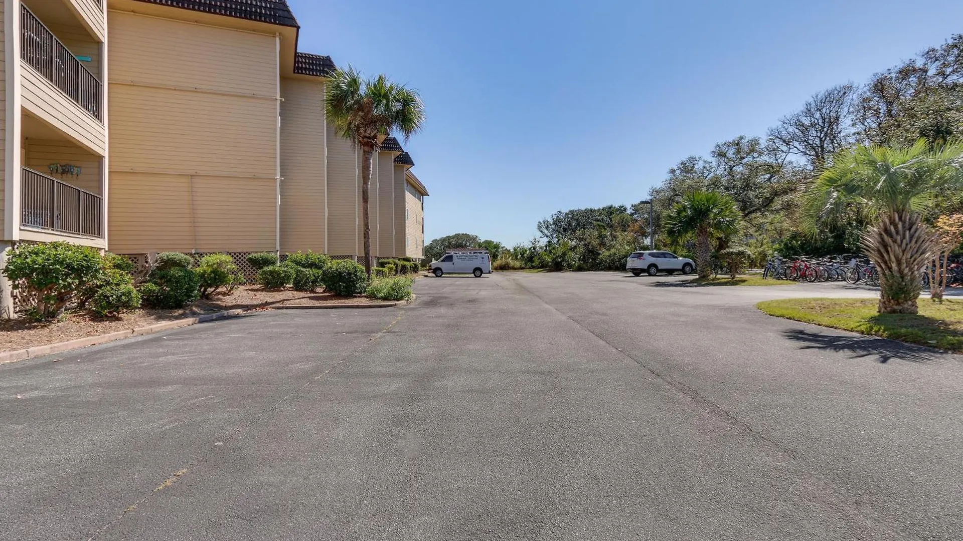 Beachfront Pool, Tennis, Gym, Etc! Hilton Head Island