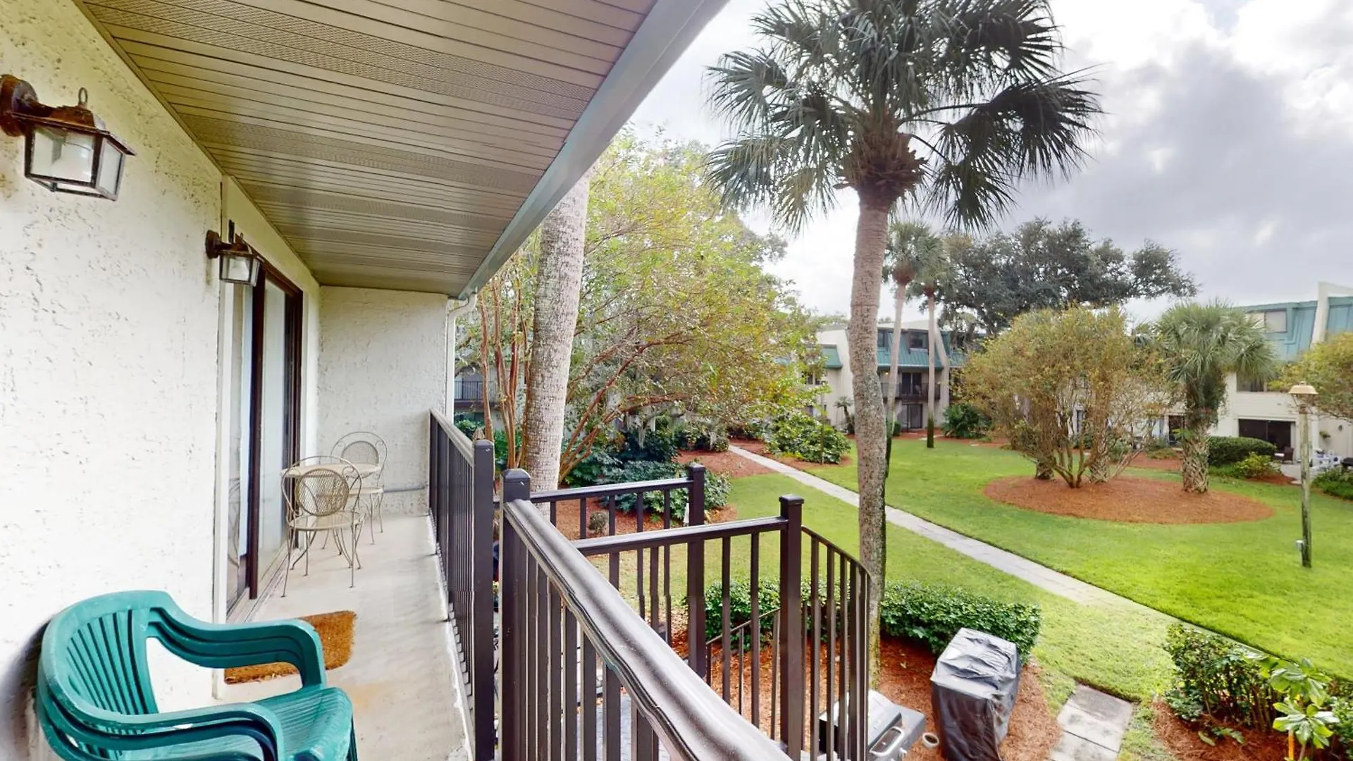 Surf Court #80 Apartment