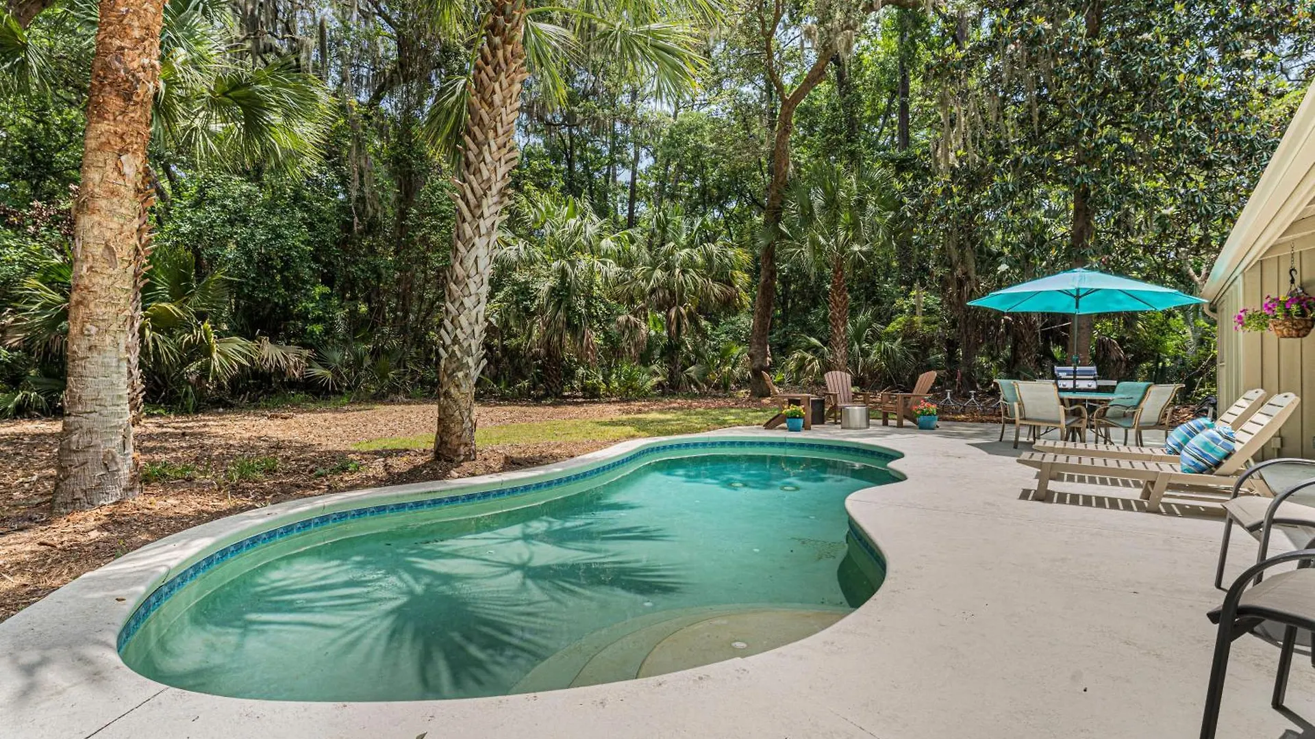 Private Pool - - 5 Deer Run Lane * Hilton Head Island