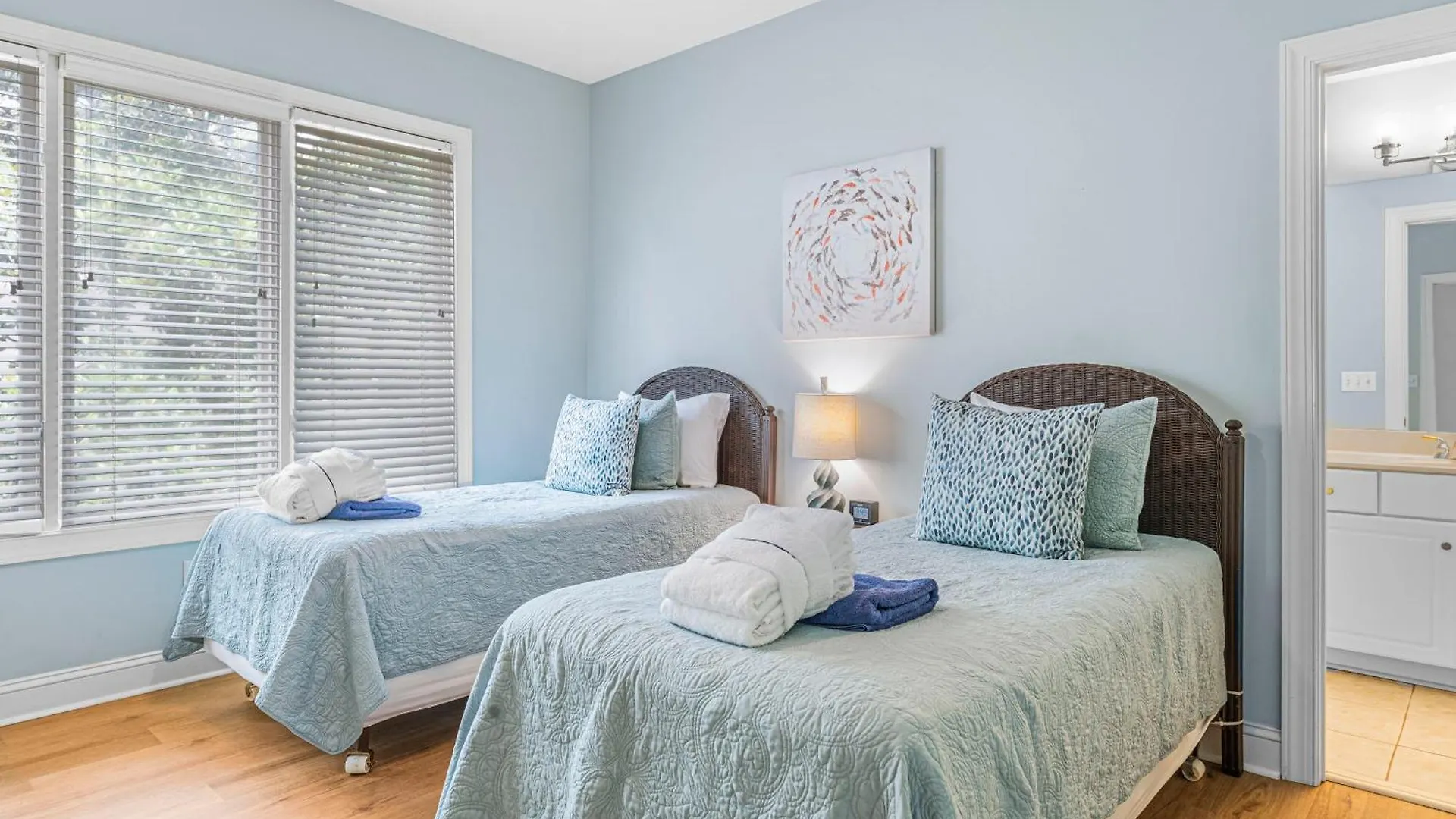Holiday home Private Pool - 5 Min Bike Ride To - 4 W Garrison Pl *