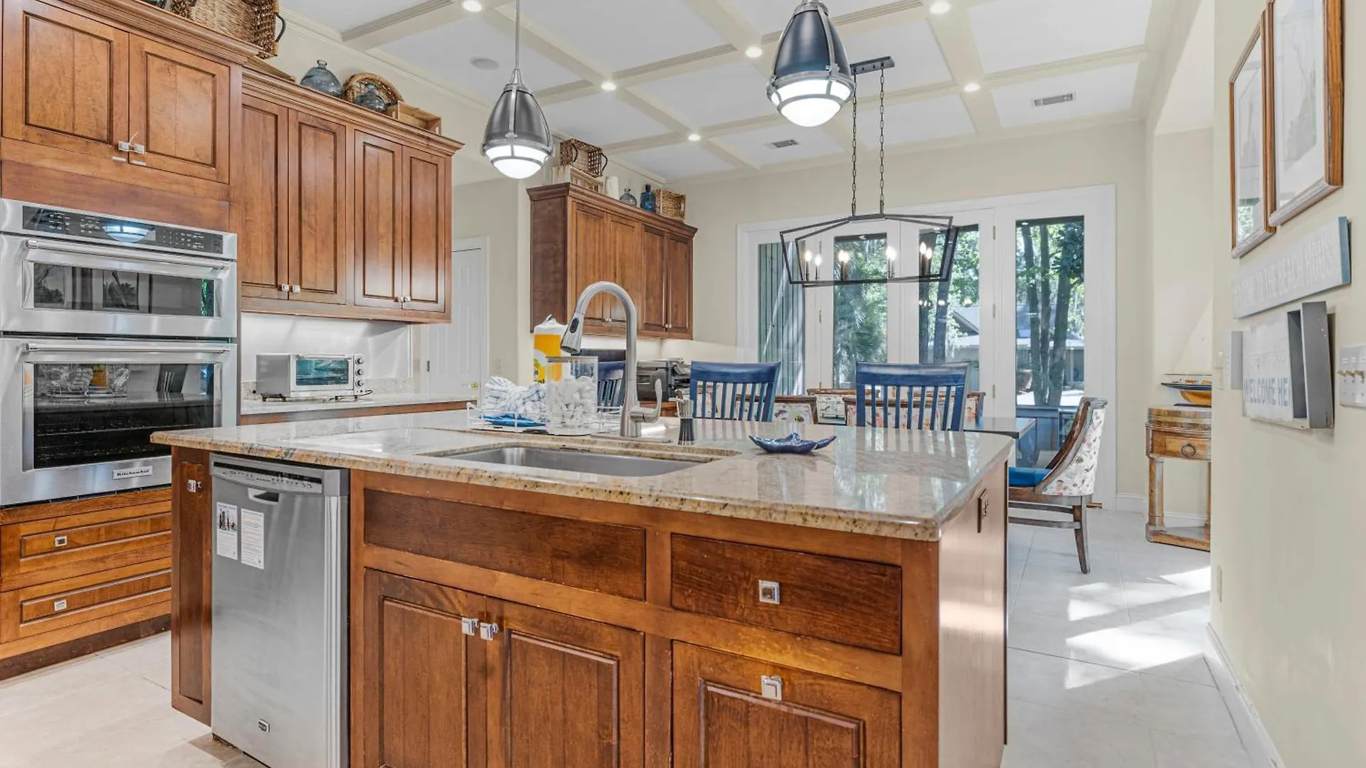 Pet Friendly - Upscale Renovations & Decor - Private Pool - 2 St Andrews Place Hilton Head Island