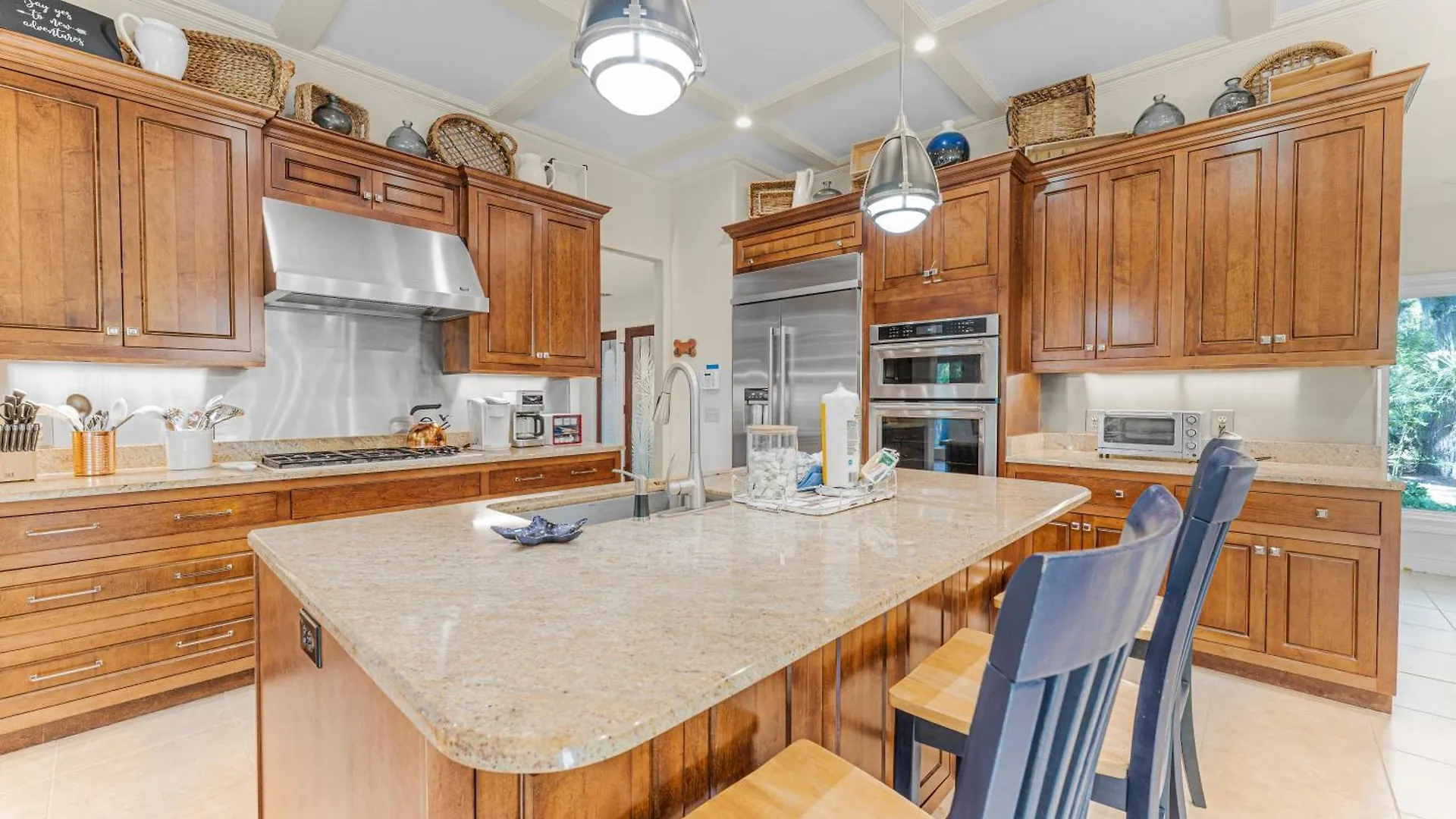 Pet Friendly - Upscale Renovations & Decor - Private Pool - 2 St Andrews Place