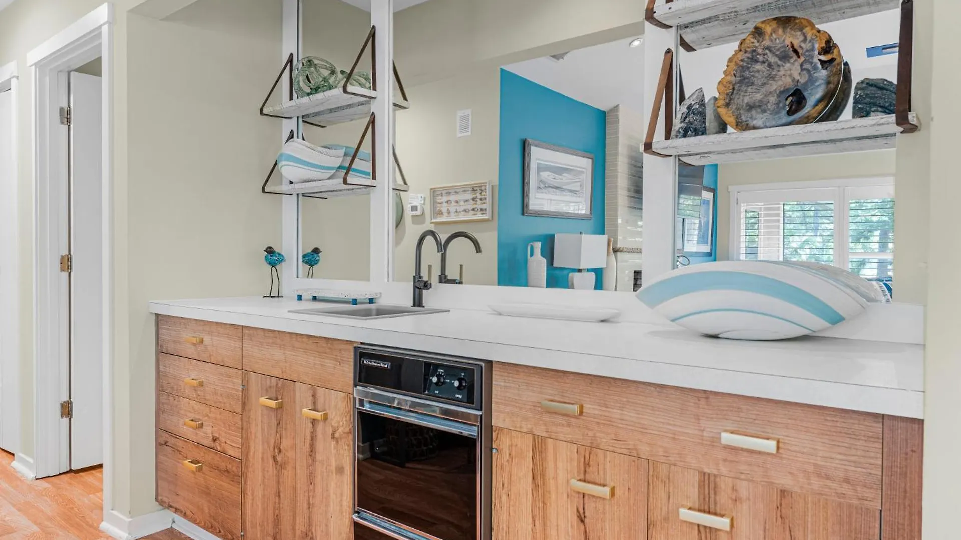 Pet Friendly - Upscale Renovations & Decor - Private Pool - 2 St Andrews Place * Hilton Head Island
