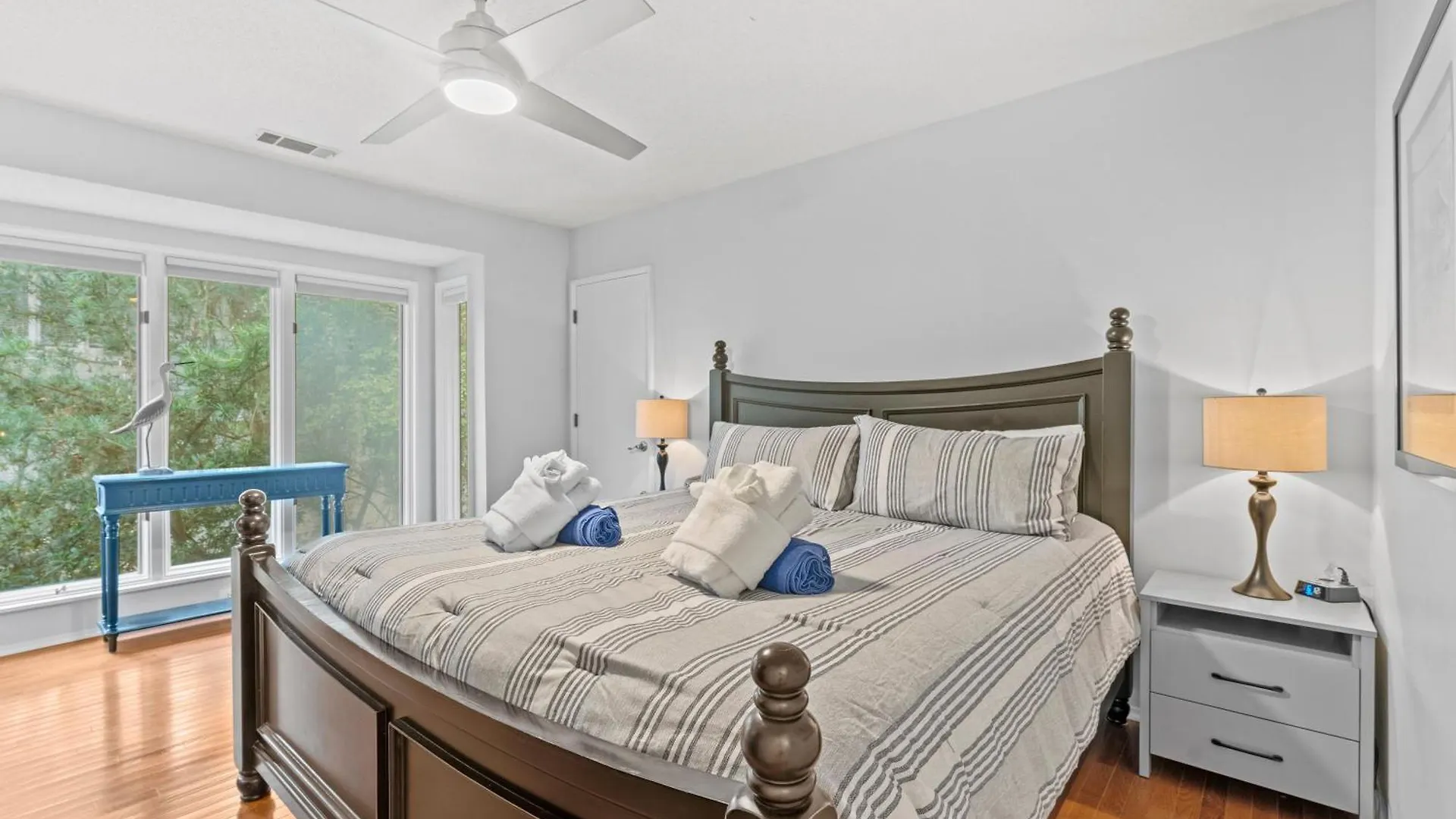 2nd Row House - Private Pool - 4 King Bedrooms - 19 Oyster Catcher Rd
