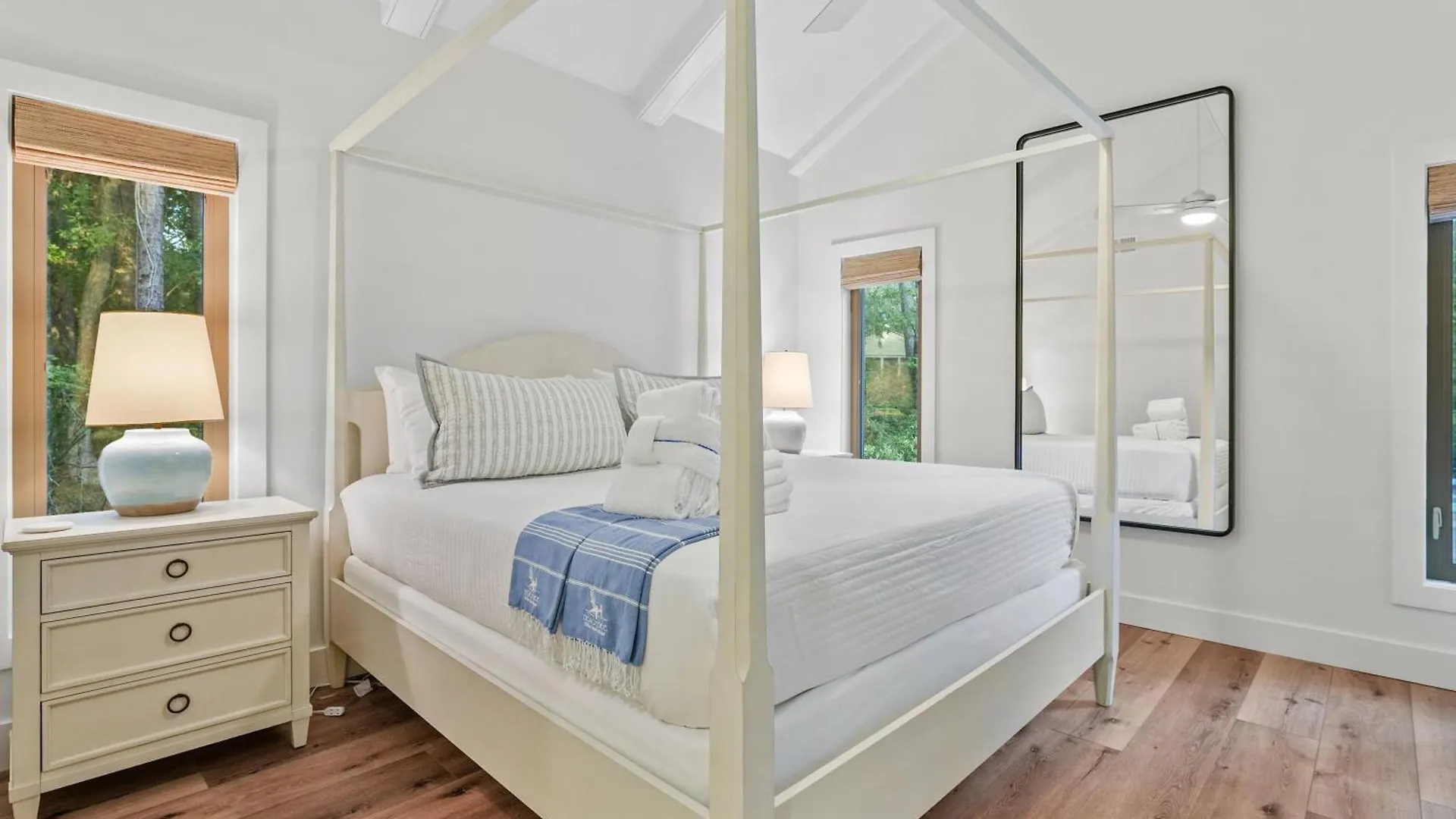 New Listing - Upscale Coastal Ranch - Private Pool & - 13 Planters Wood Ct Hilton Head Island