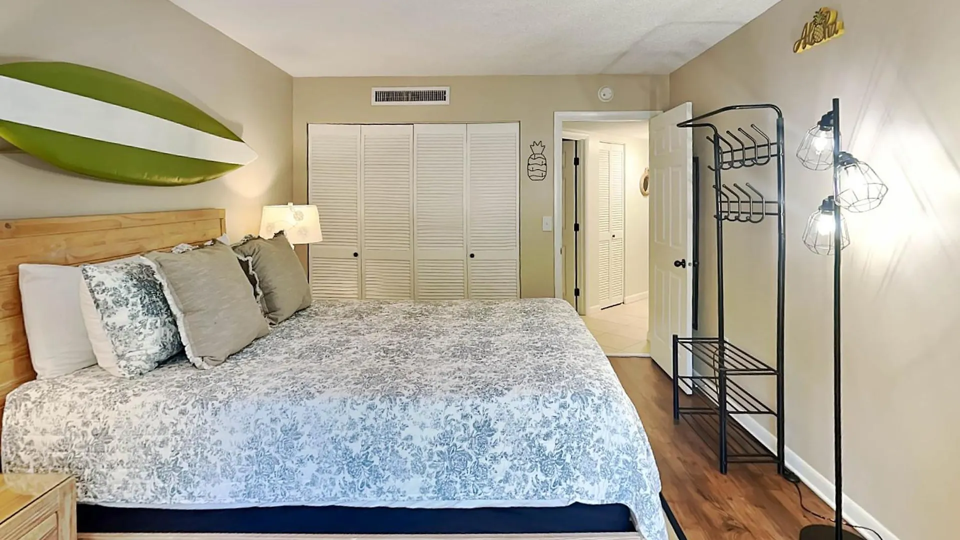 Ocean Walk 106b Apartment *